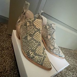 Dolce Vita perforated snake skin booties